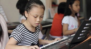 Lớp dạy đàn organ cho bé từ 10 – 15 tuổi BMT – Phát triển năng khiếu âm nhạc đúng giai đoạn