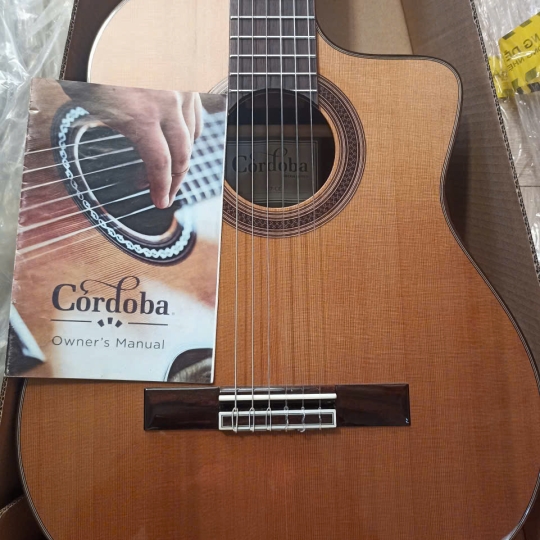 Đàn Guitar Classsic Cordoba C7CE